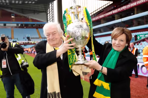 delia smith net worth​